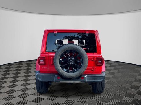 Used 2021 Jeep Wrangler Unlimited Sahara w/ Cold Weather Group AWD/4WD image 4
