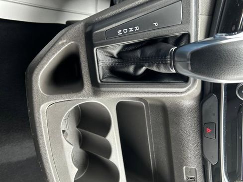 Used 2024 Ford Transit 350 XLT image 15