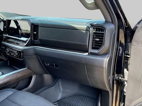 Used 2024 Chevrolet Silverado 2500 LT w/ Texas Edition AWD/4WD image 18
