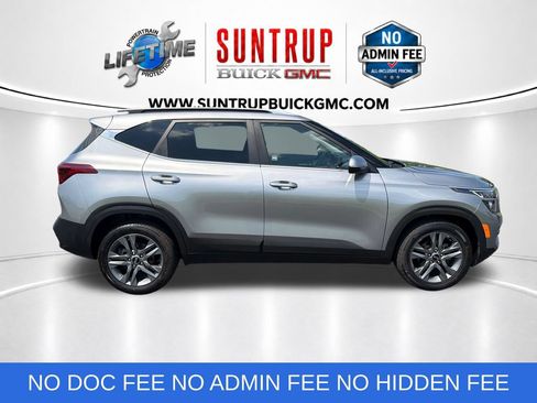 Used 2021 Kia Seltos S FWD image 7