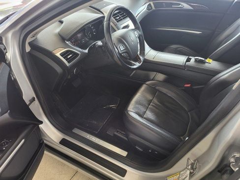 Used 2015 Lincoln MKZ AWD w/ Equipment Group 102A Reserve image 3