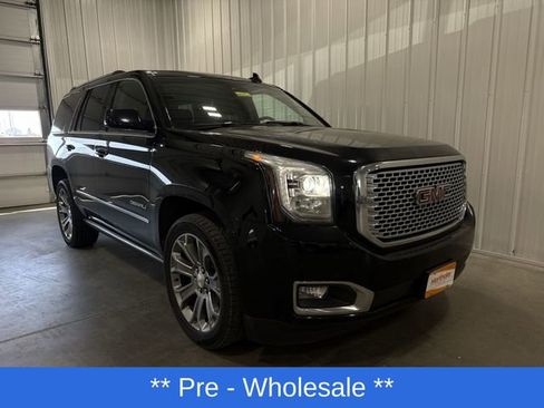 Used 2016 GMC Yukon Denali w/ Open Road Package AWD/4WD image 2
