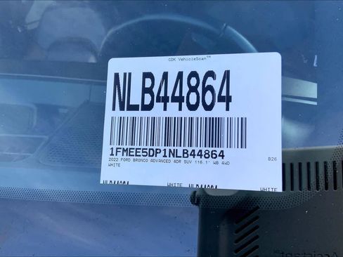 Certified 2022 Ford Bronco Outer Banks w/ Sasquatch Package image 33