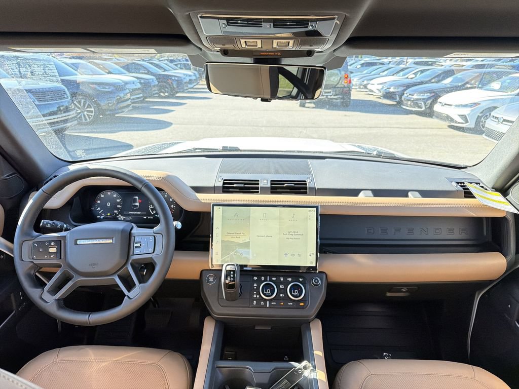 New 2026 Land Rover Defender 130 X-Dynamic SE AWD/4WD image 18