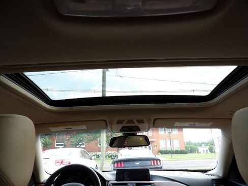 Used 2015 BMW 428i Gran Coupe xDrive image 25