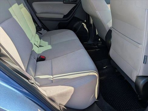 Used 2017 Subaru Forester 2.5i Premium w/ All-Weather Package image 20