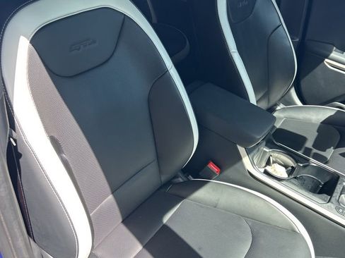 Used 2025 Kia K4 GT-Line w/ GT-Line Premium Package image 16