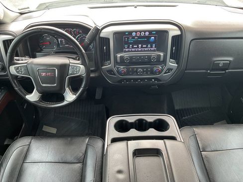 Used 2018 GMC Sierra 2500 SLT w/ Duramax Plus Package AWD/4WD image 11