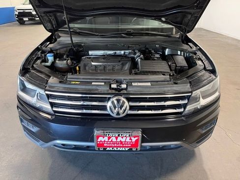 Used 2020 Volkswagen Tiguan S image 9