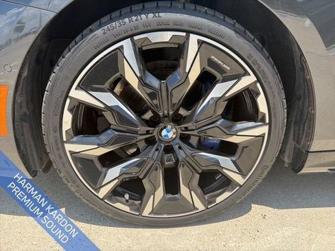 Used 2026 BMW 530i w/ M Sport Package RWD image 4