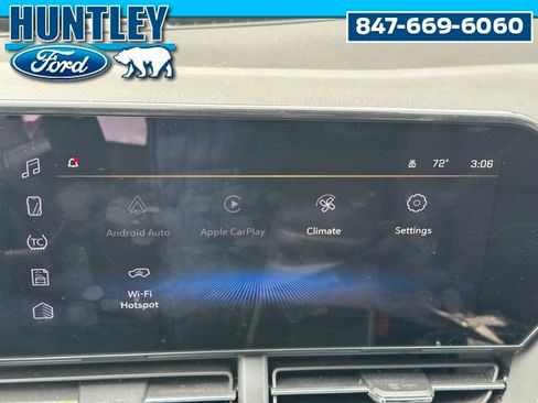 Used 2025 Chevrolet Trax RS w/ Driver Confidence Package FWD image 17