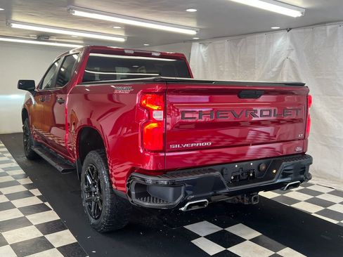 Used 2022 Chevrolet Silverado 1500 LT Trail Boss w/ Bed Protection Package AWD/4WD image 11