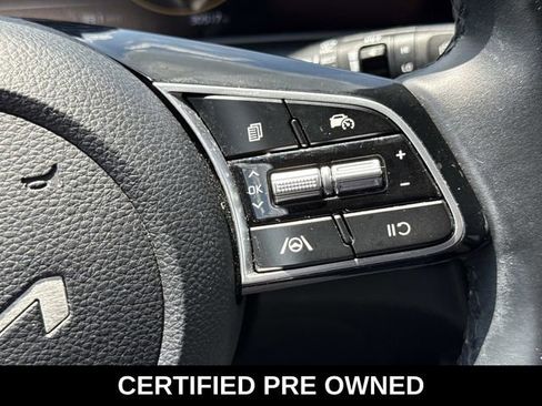 Used 2024 Kia Seltos EX FWD image 23