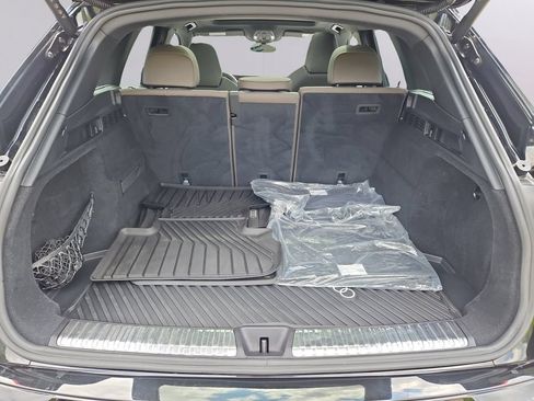Certified 2025 Audi Q5 Premium Plus w/ Premium Plus AWD/4WD image 37