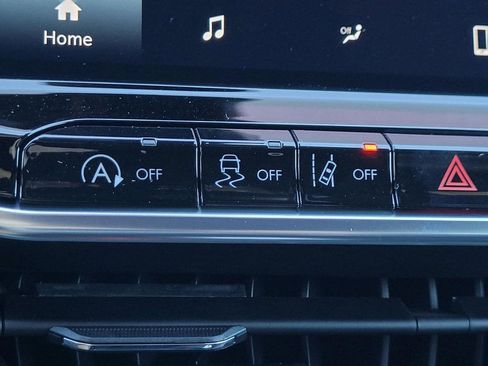 New 2025 Jeep Compass Latitude w/ Altitude Special Edition image 12