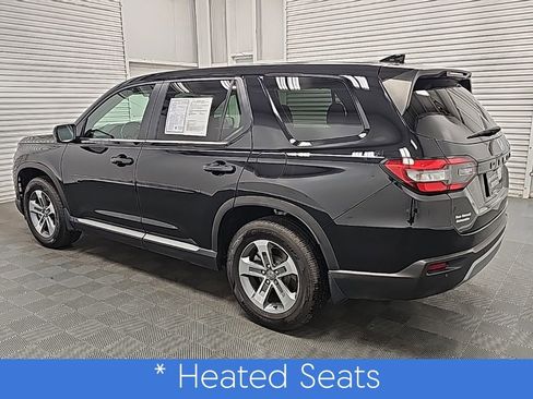 Used 2025 Honda Pilot EX-L image 6