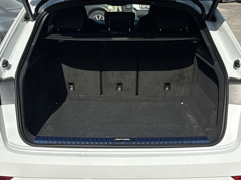 New 2026 Audi RS Q8 performance image 25