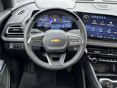 New 2026 Chevrolet Traverse High Country w/ LPO, Illumination Package image 13