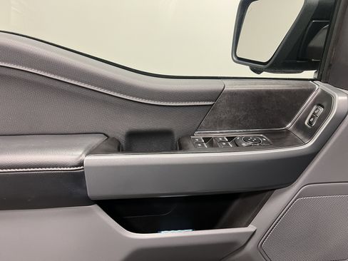 Used 2024 Ford F150 XLT image 19