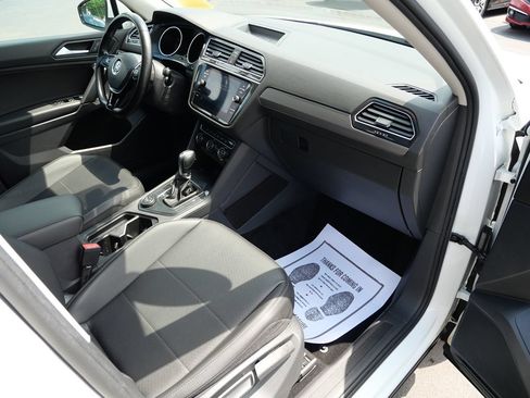 Used 2019 Volkswagen Tiguan S AWD/4WD image 17