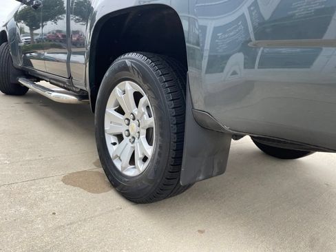 Used 2015 Chevrolet Colorado LT RWD image 19