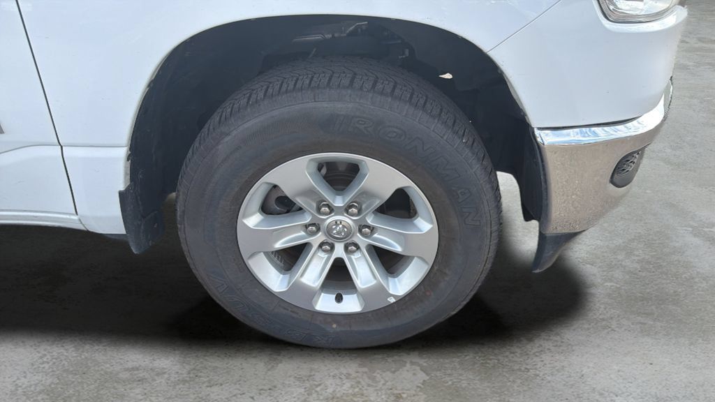 Used 2024 RAM 1500 Laramie RWD image 9