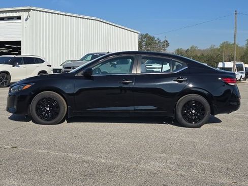 Used 2025 Nissan Sentra S image 2