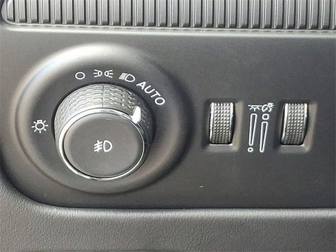 Used 2023 Jeep Grand Wagoneer Series II w/ Quick Order Packagew 28T image 25