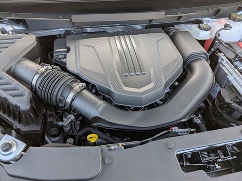 New 2026 Chevrolet Traverse Z71 w/ Driver Confidence Package AWD/4WD image 16