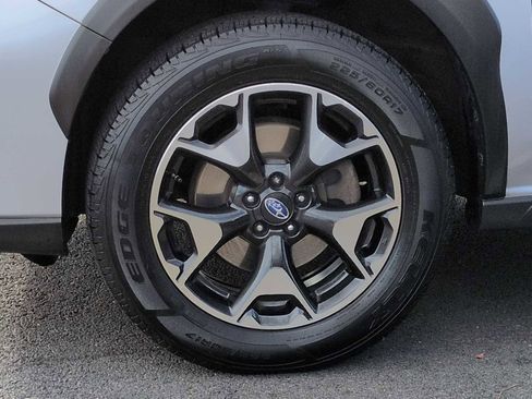 Used 2019 Subaru Crosstrek 2.0i Premium image 14