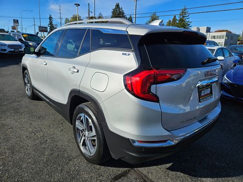 Used 2019 GMC Terrain SLT w/ Preferred Package image 6