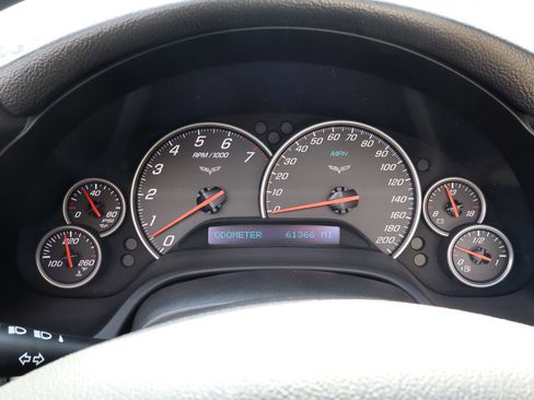 Used 2008 Chevrolet Corvette Convertible w/ Preferred Equipment Group RWD image 22