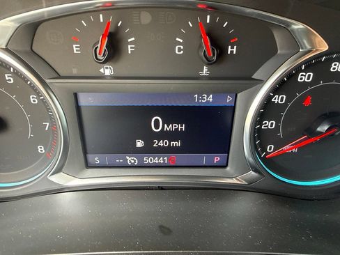 Used 2023 Chevrolet Traverse LT w/ LPO, Floor Liner Package AWD/4WD image 22