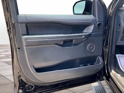 Certified 2023 Ford Expedition Limited RWD image 23