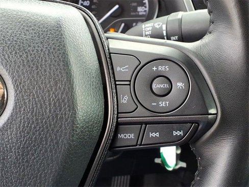 Used 2023 Toyota Camry SE image 18