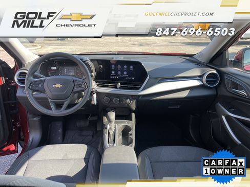 Used 2025 Chevrolet Trax LS w/ LS Convenience Package FWD image 29