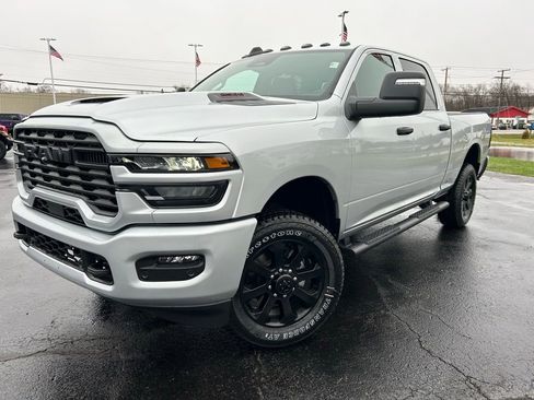 New 2026 RAM 2500 Tradesman AWD/4WD image 9