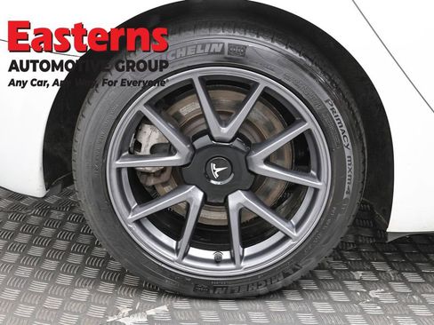 Used 2023 Tesla Model 3 Standard Range image 24