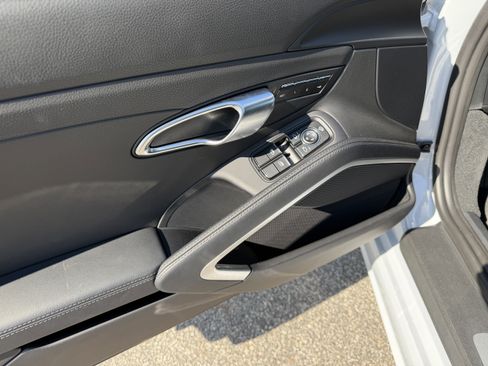 Certified 2024 Porsche 718 Cayman image 19