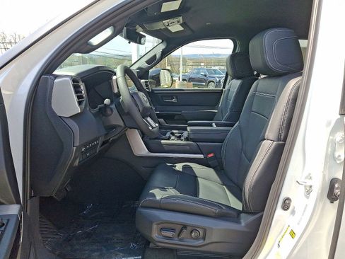 New 2026 Toyota Tundra Limited AWD/4WD image 14