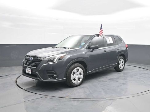 Used 2023 Subaru Forester AWD/4WD image 4