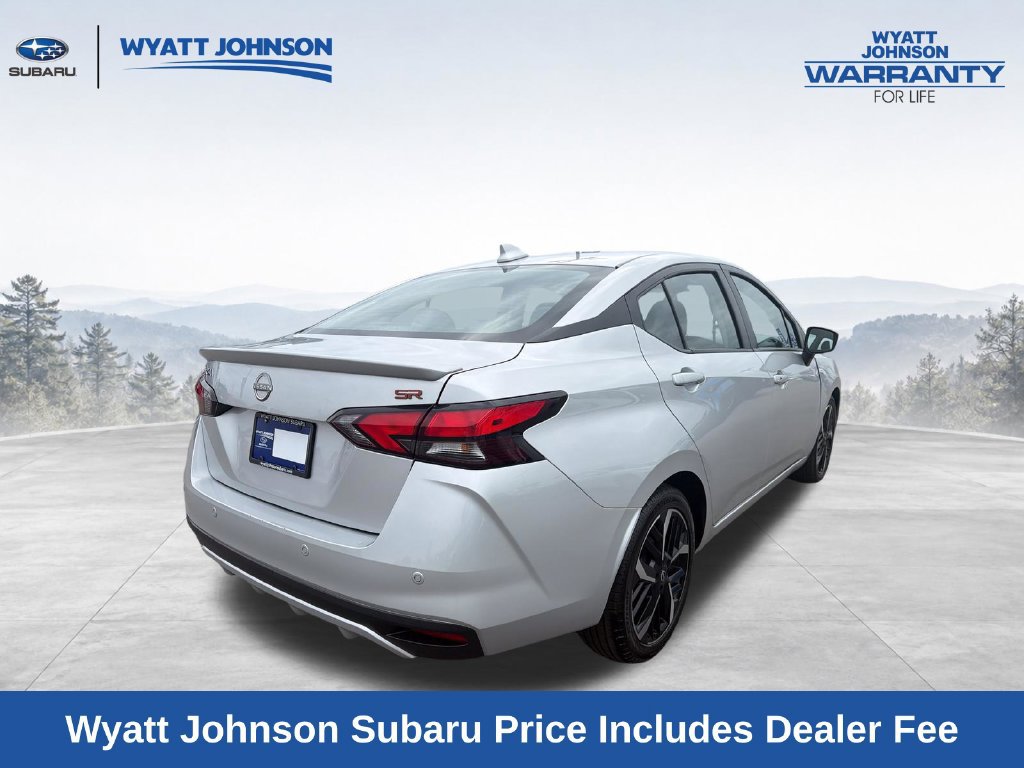 Used 2024 Nissan Versa SR FWD image 9