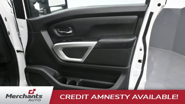 Used 2021 Nissan Titan SV AWD/4WD image 10