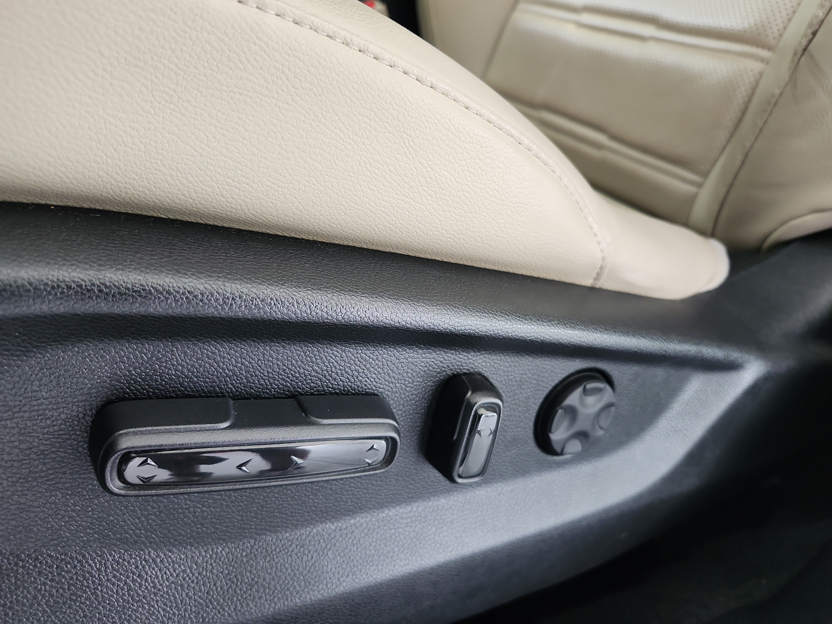 Certified 2019 Honda CR-V Touring image 16