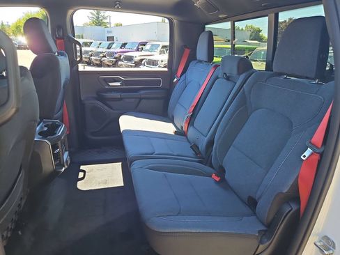 New 2026 RAM 1500 Big Horn AWD/4WD image 14