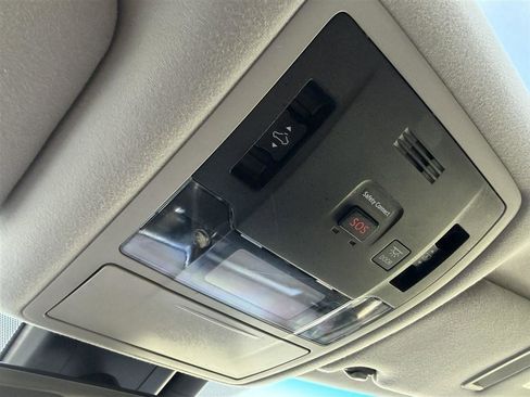 Used 2017 Lexus RX 350 AWD w/ Premium Package image 34