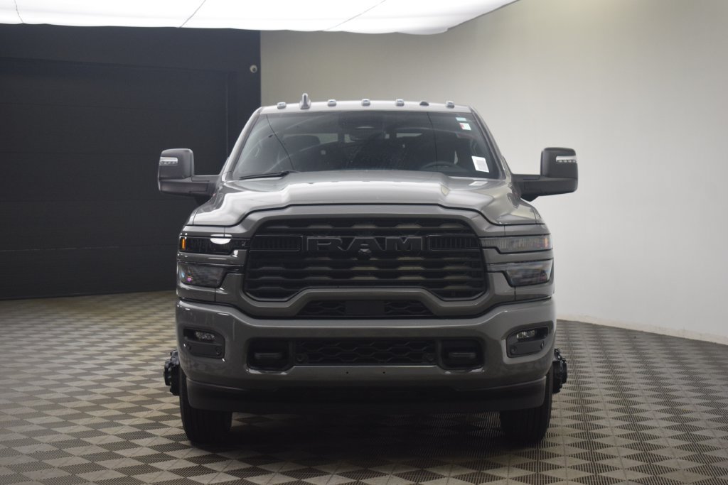 New 2026 RAM 3500 Big Horn AWD/4WD image 2