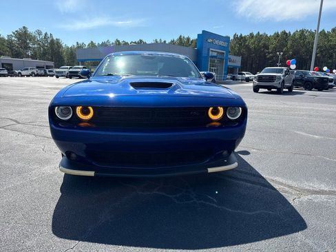 Used 2021 Dodge Challenger R/T w/ Blacktop Package image 8