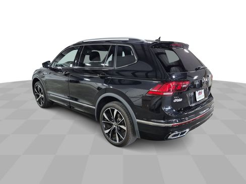 Used 2024 Volkswagen Tiguan SEL R-Line AWD/4WD image 6