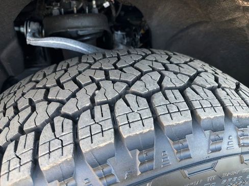 Used 2026 Chevrolet Silverado 1500 RST w/ RST Select Package image 34